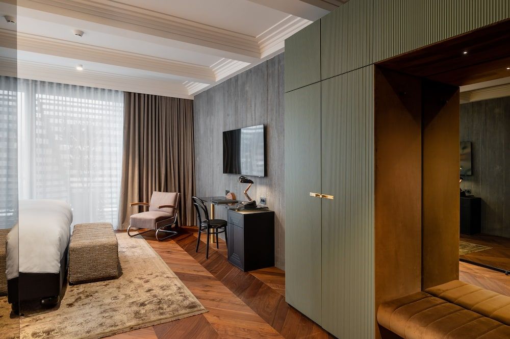 AS Boutique hotel Premium Double Room, French Balcony, City View 24