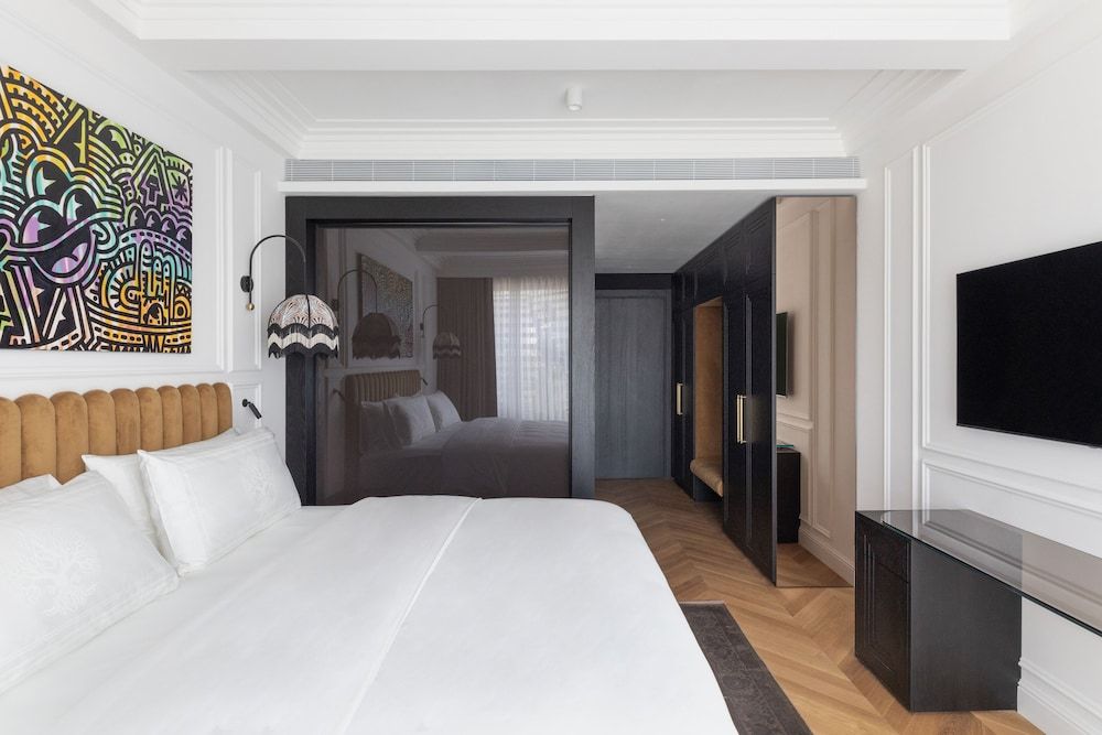 AS Boutique hotel Premium Double Room, French Balcony, City View 11