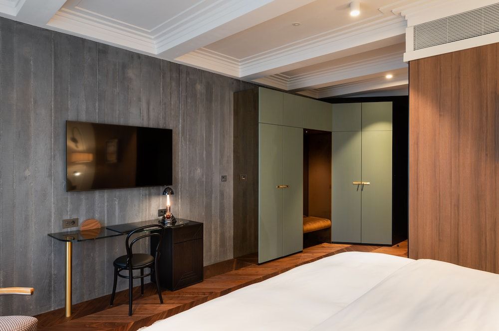 AS Boutique hotel Premium Double Room, French Balcony, City View 5