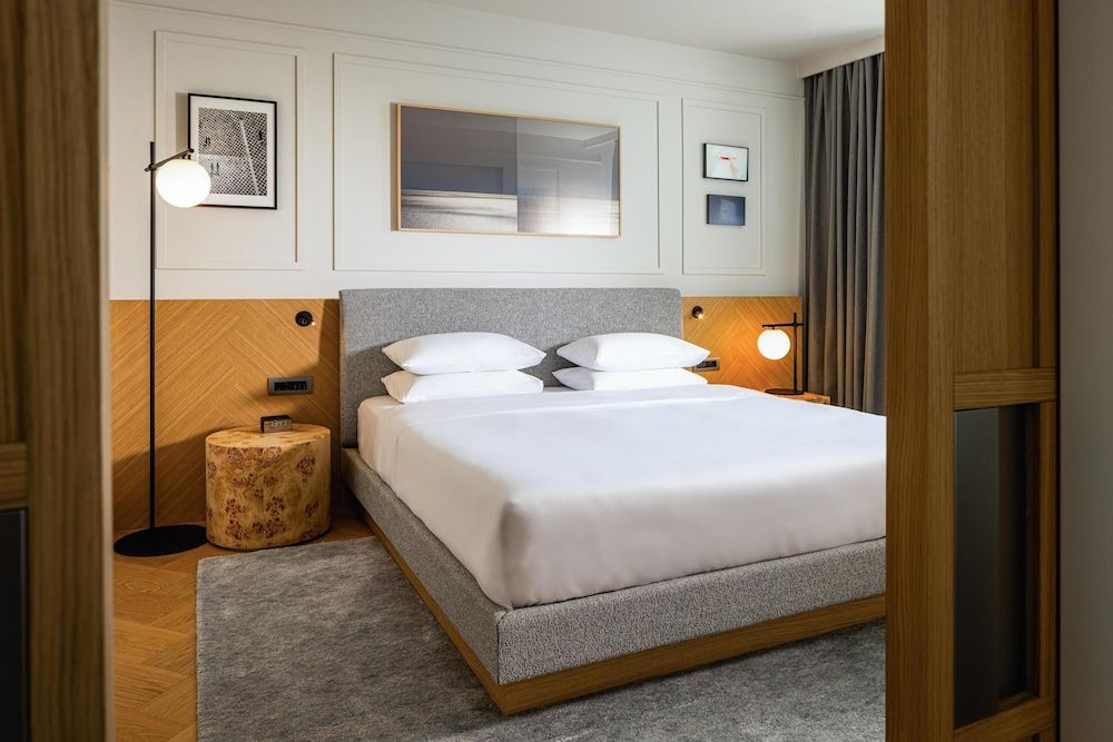 Suite, Sea View (Regency)