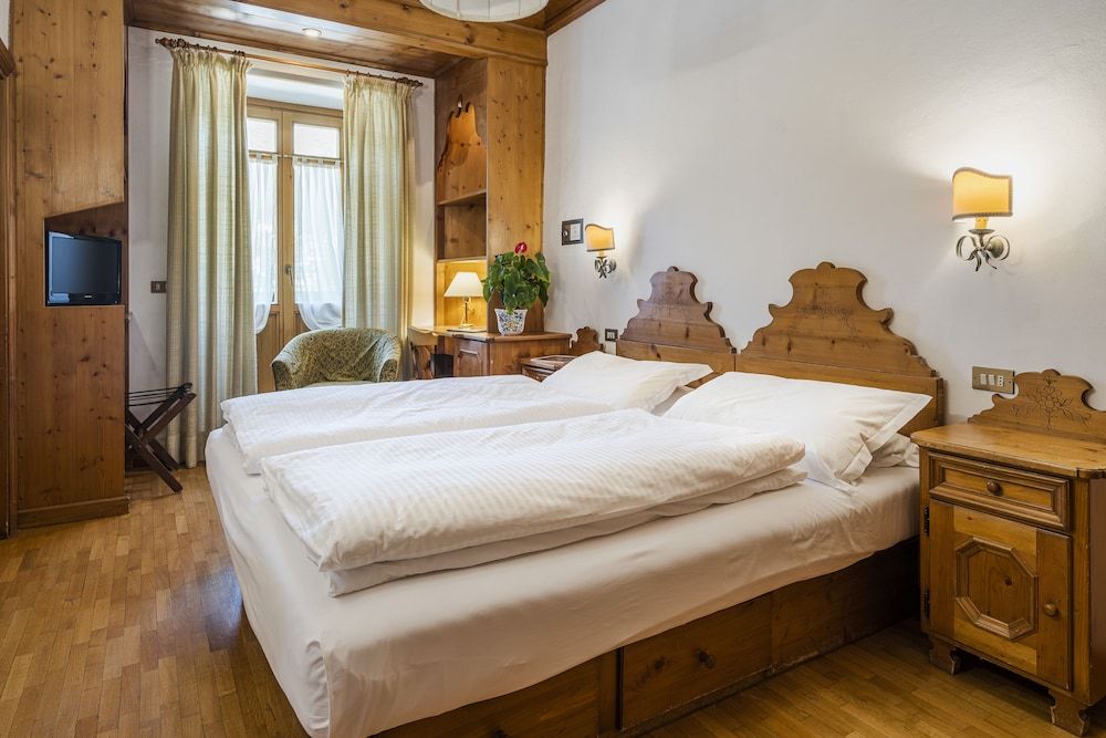 Franceschi Park Hotel Economy Double Room 5