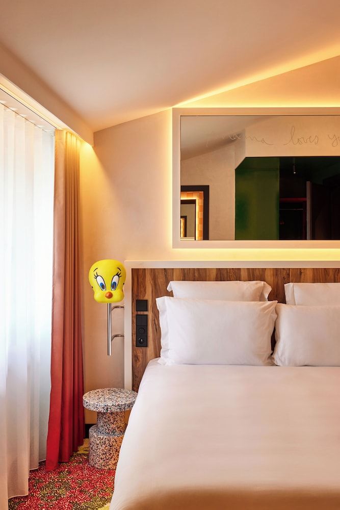 Mama Shelter Nice Room, 1 double Bed (Small) 2