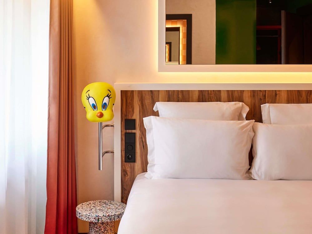 Mama Shelter Nice Room, 1 double Bed (Small) 3