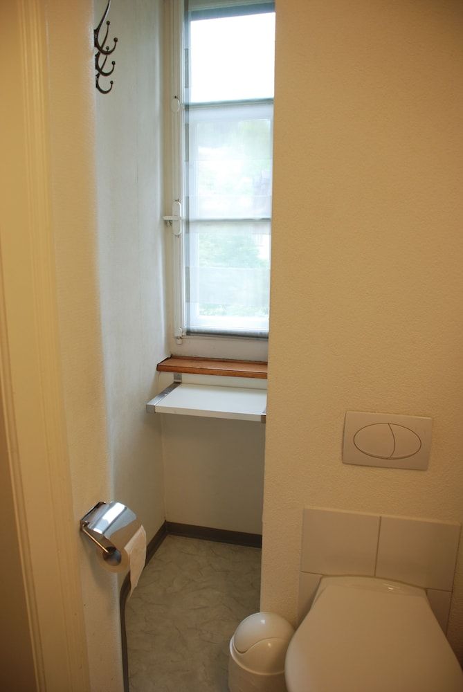 The Bed and Breakfast Triple Room, Shared Bathroom 4