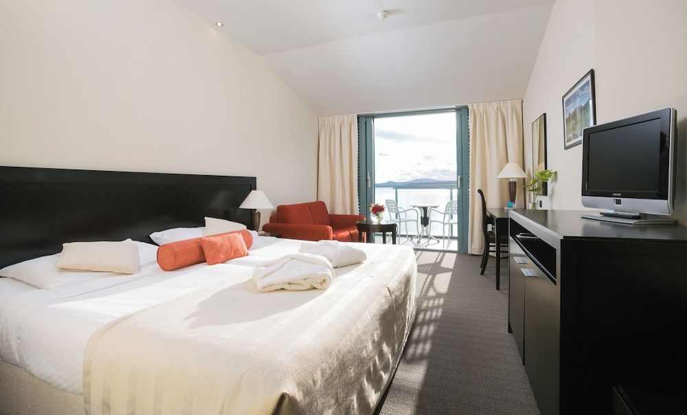 Standard double/twin mountain side room