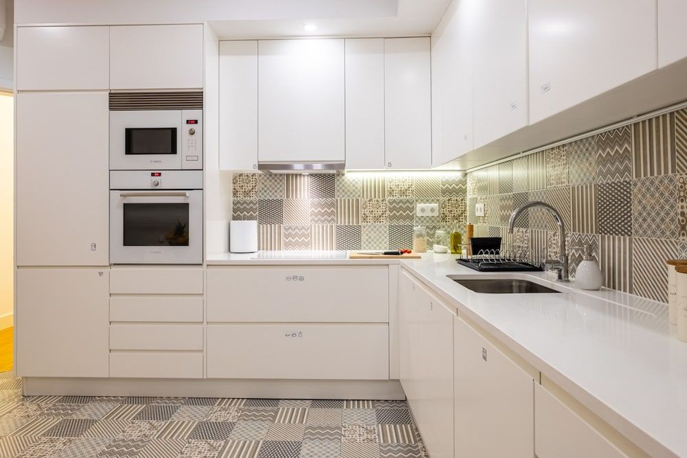 Hola Lisbon Suites Comfort Double Room, Private Bathroom 15