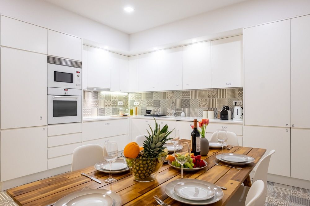 Hola Lisbon Suites Comfort Double Room, Private Bathroom 13