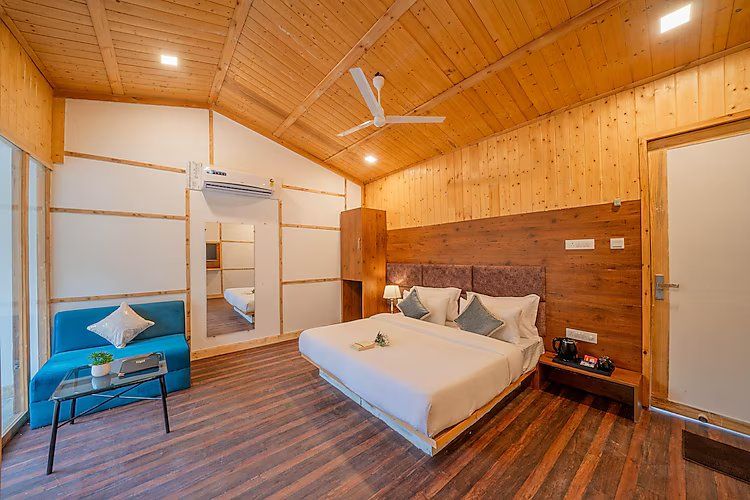 Executive room with Balcony and Forest view