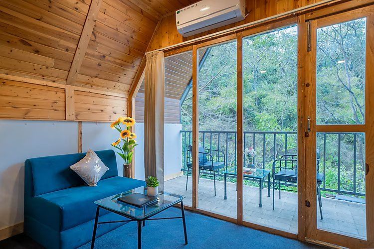 Executive room with Balcony and Forest view