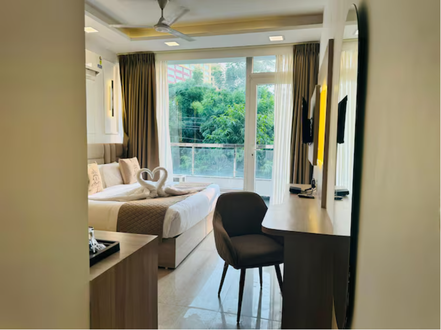 FAIMLY ROOM WITH BALCONY