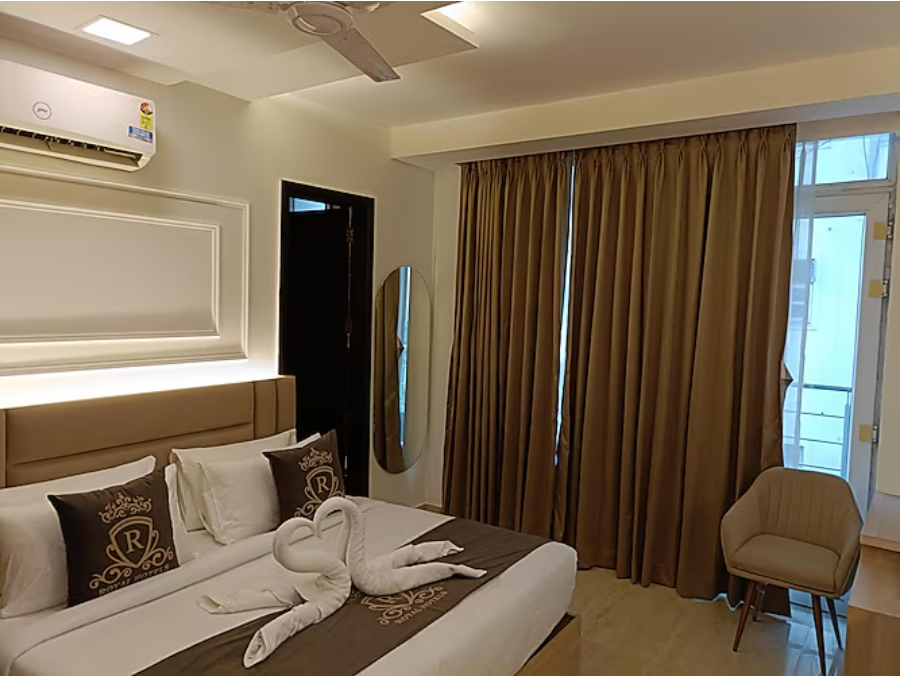 FAIMLY ROOM WITH BALCONY