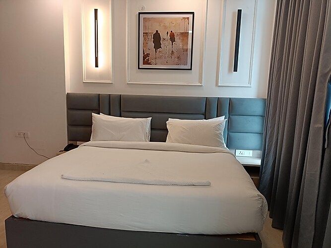 SUPERIOR ROOM