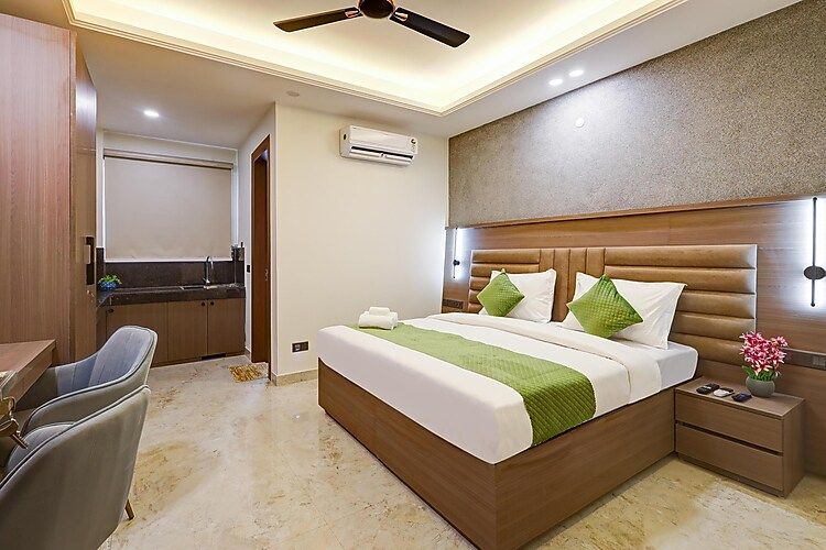 Studio Room With Balcony