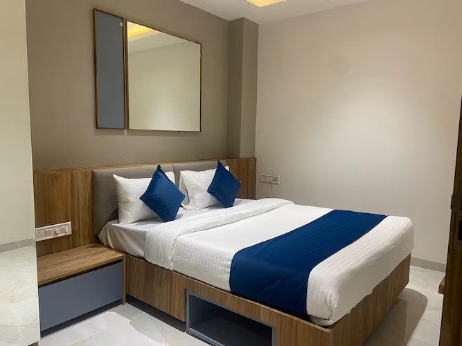 JMB Hotel Height Deluxe Room 