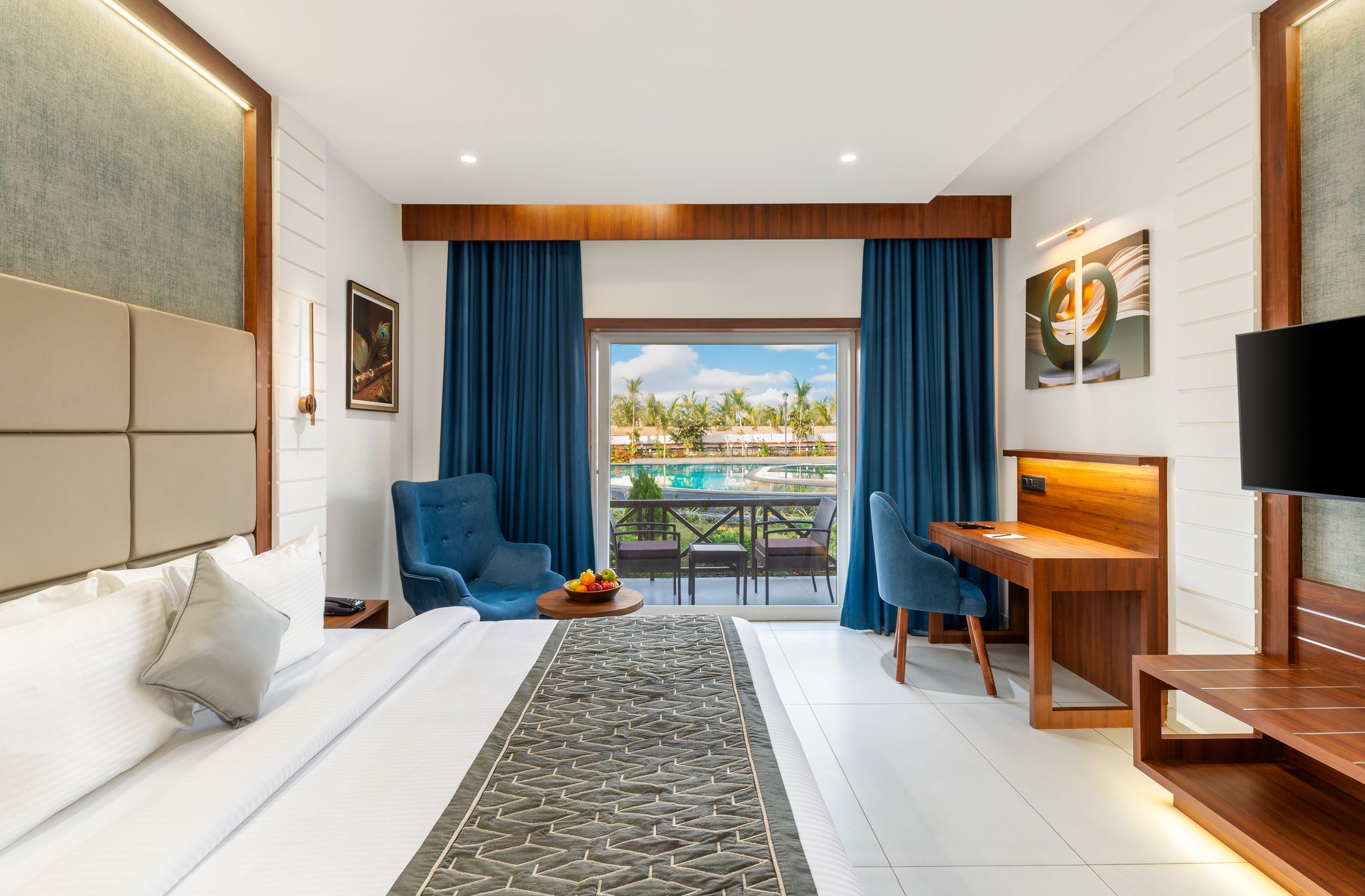 Enrise by Sayaji Dwarka Grand Room 2