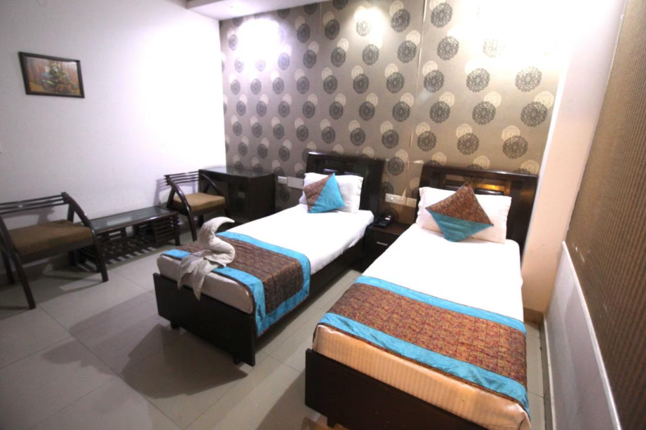 Hotel Vista Inn @ Karol Bagh Deluxe Room 5