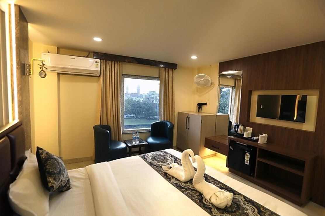 Room with Jallianwala Bagh View