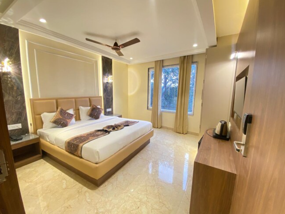 Room with Jallianwala Bagh View