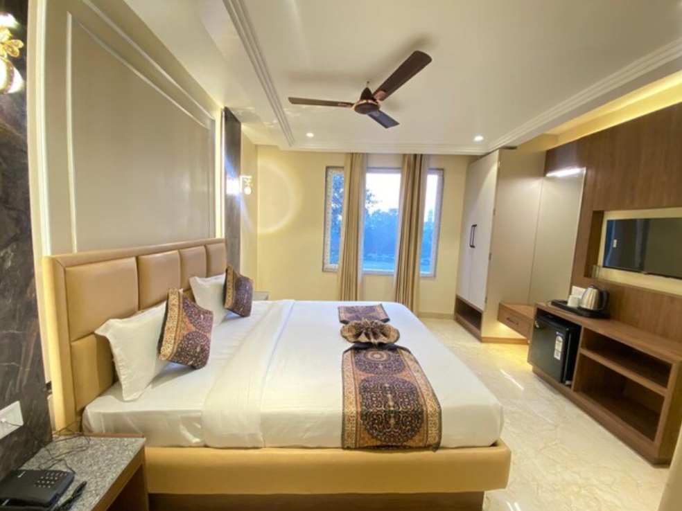 Room with Jallianwala Bagh View