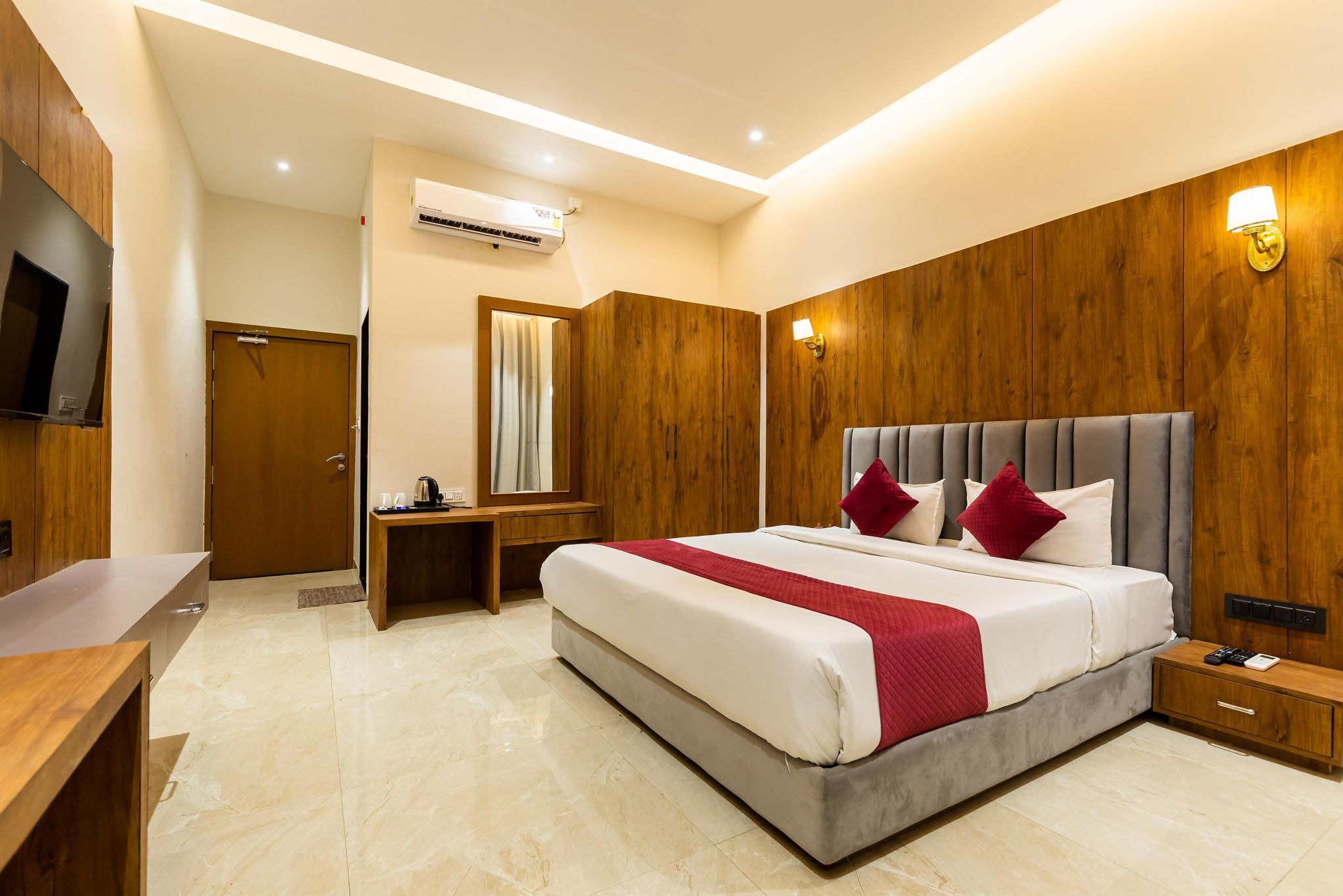 Family Suite with Balcony