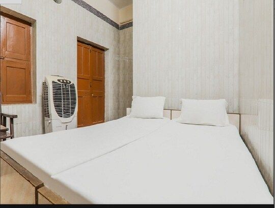 Standard Non AC (Cooler Room)