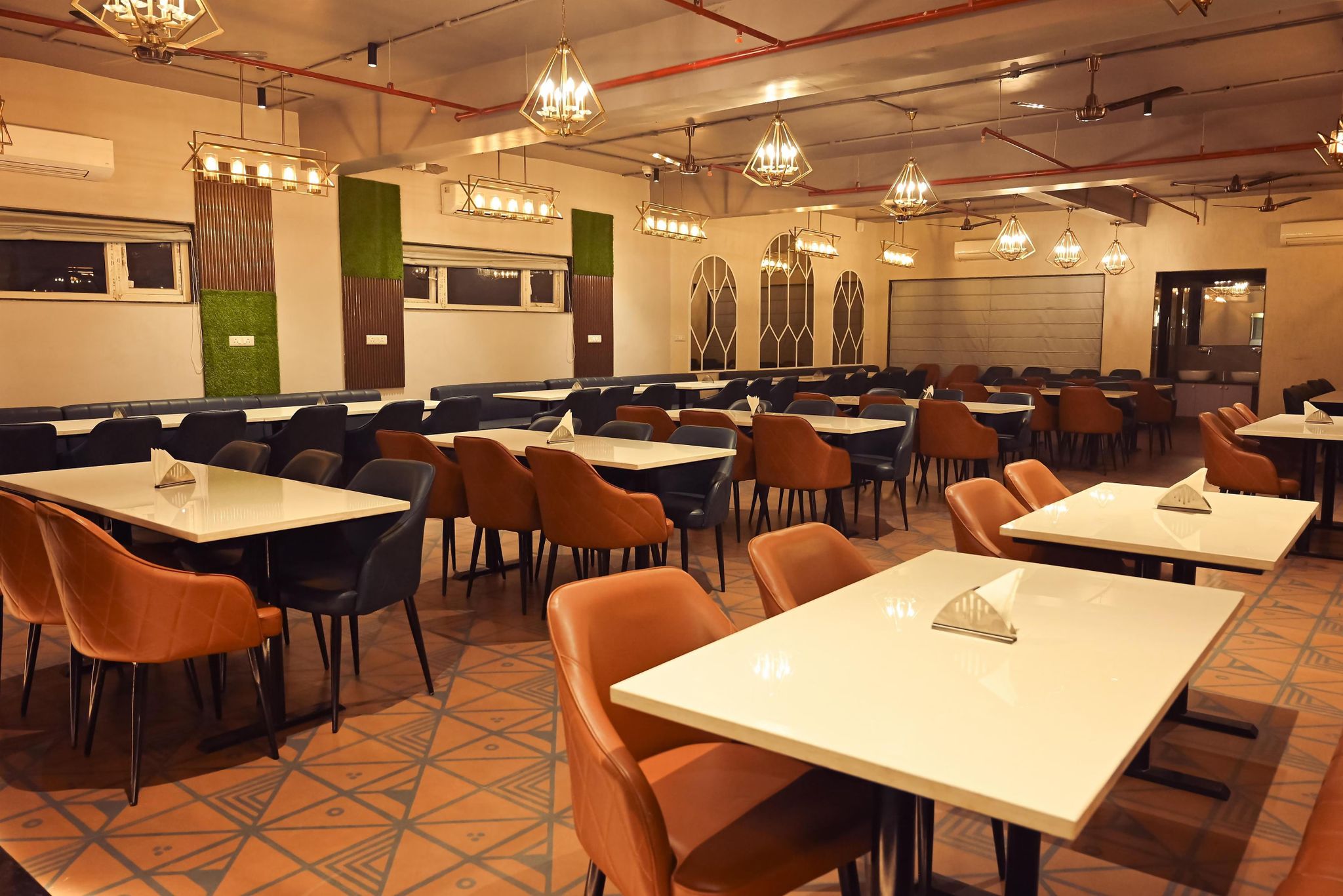 Food & Dining