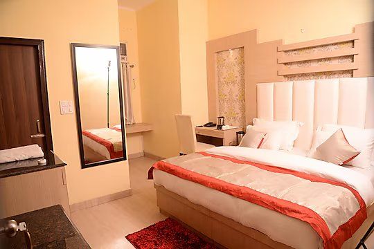 Sparsh Hotel & Resort Deluxe Room 2