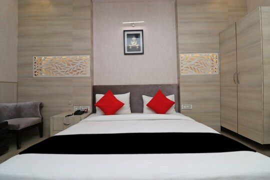 Hotel Mahendra Plaza Royal Deluxe 6