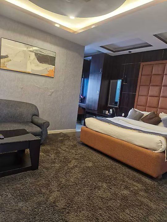 Suite Room