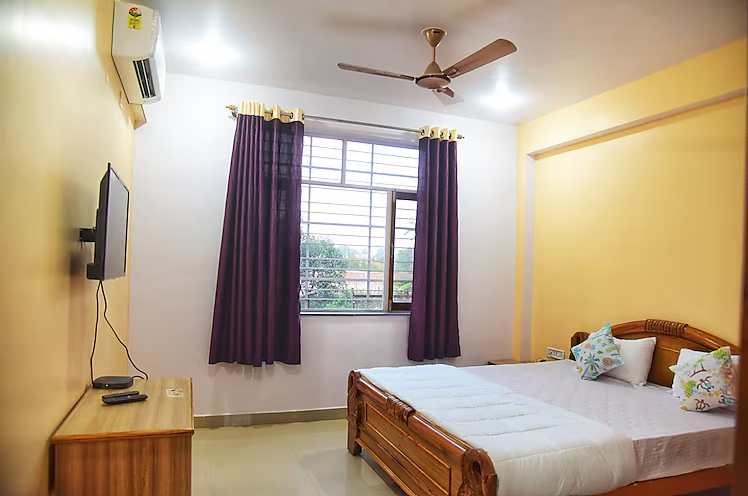 Deluxe No Smoking No Alcohol