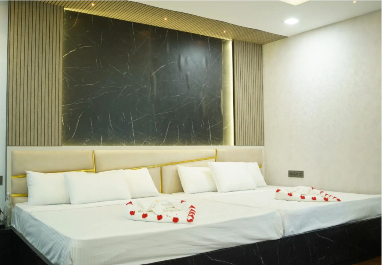 Chettinadu Garden View Suite