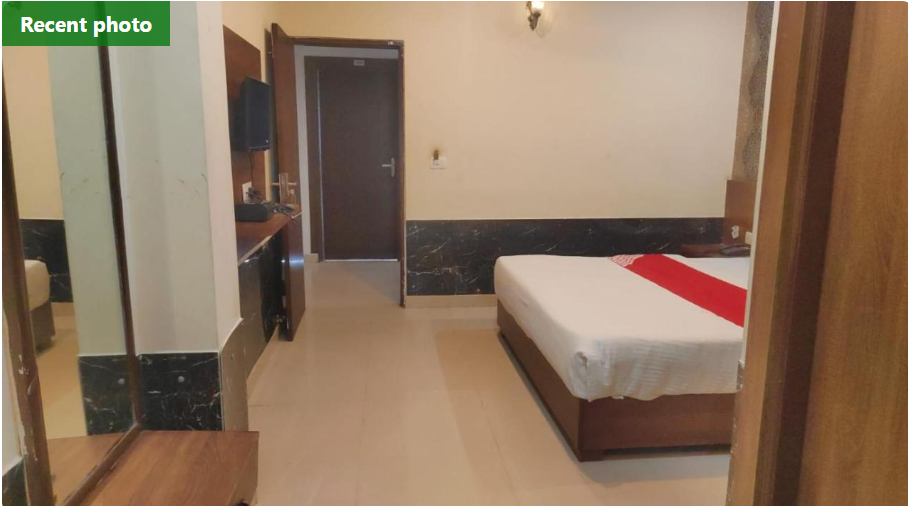 Hotel Samanvi International Double Room 2