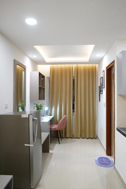 Apartment with City View