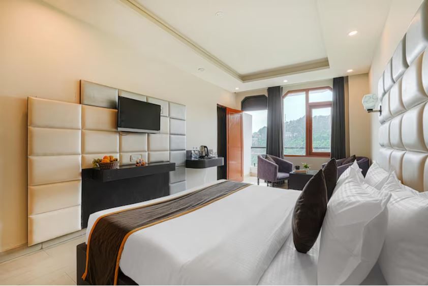 Pax Hotel Spring Solance Deluxe Room with Valley View