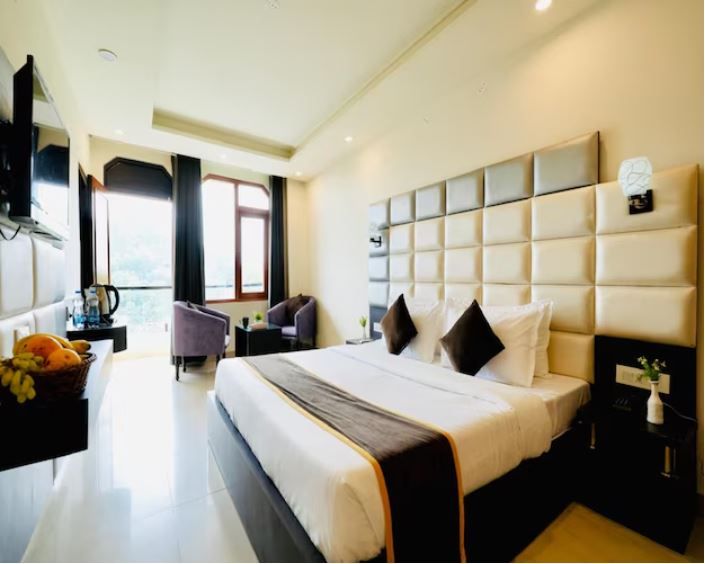 Pax Hotel Spring Solance Deluxe Room with Valley View 3