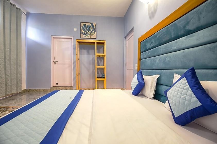 Super VIlla Private Balcony Ensuite Bathroom