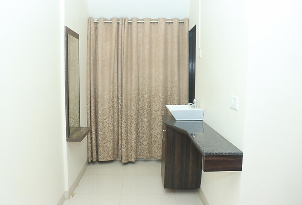 Hotel Chitara Residency Deluxe AC Room 3