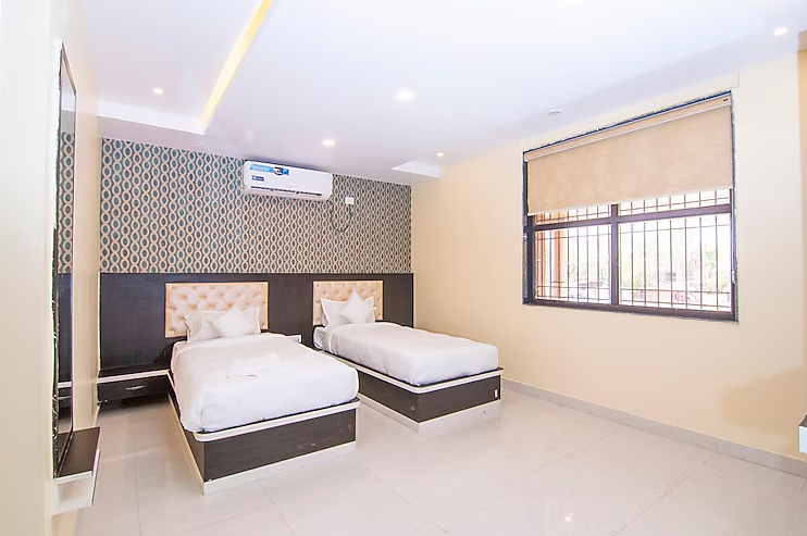 Hotel Geetanjali Paradise Executive Room 3