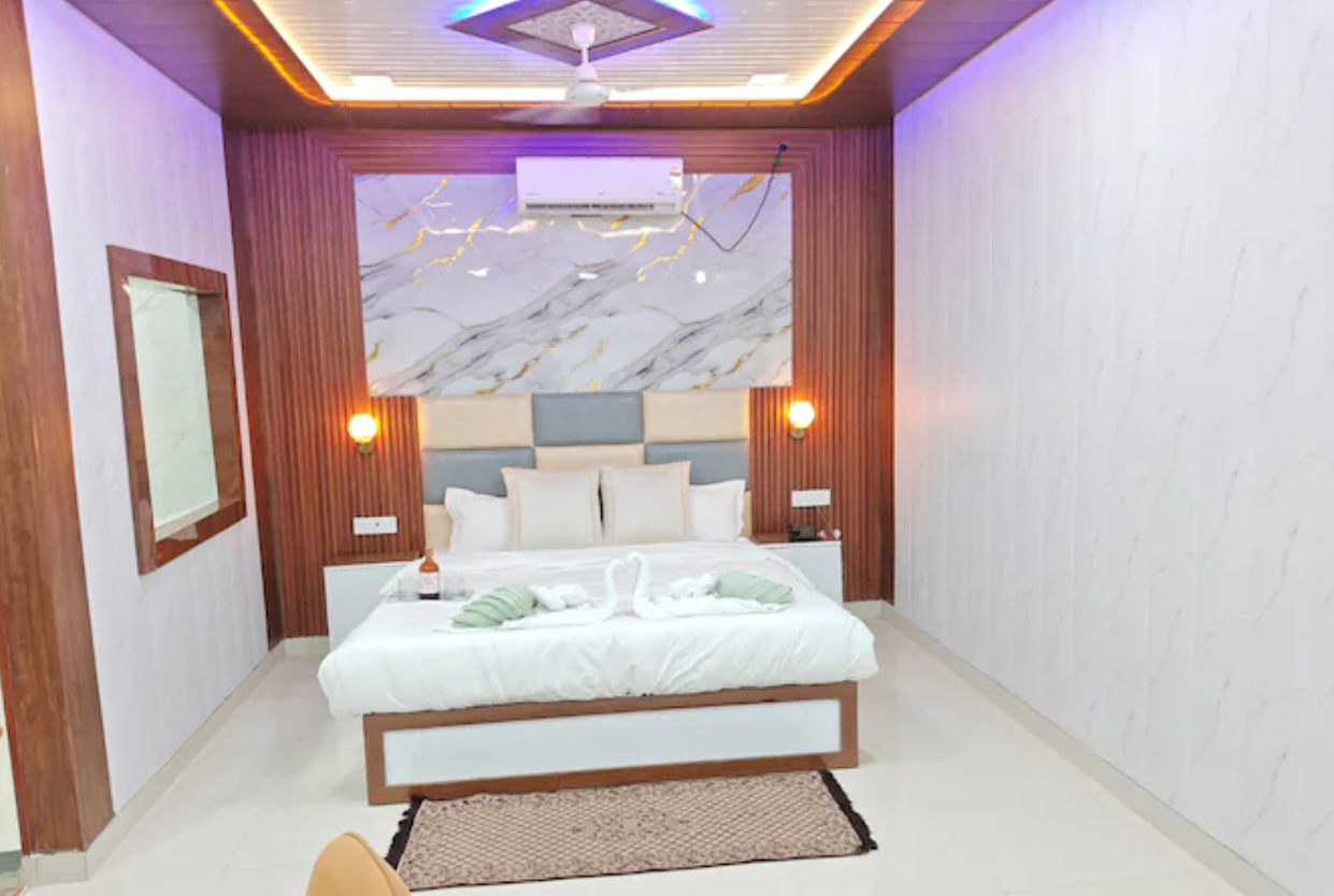 Hotel Sunrise Inn Deluxe Room