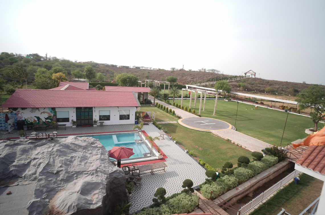 7 hills resort