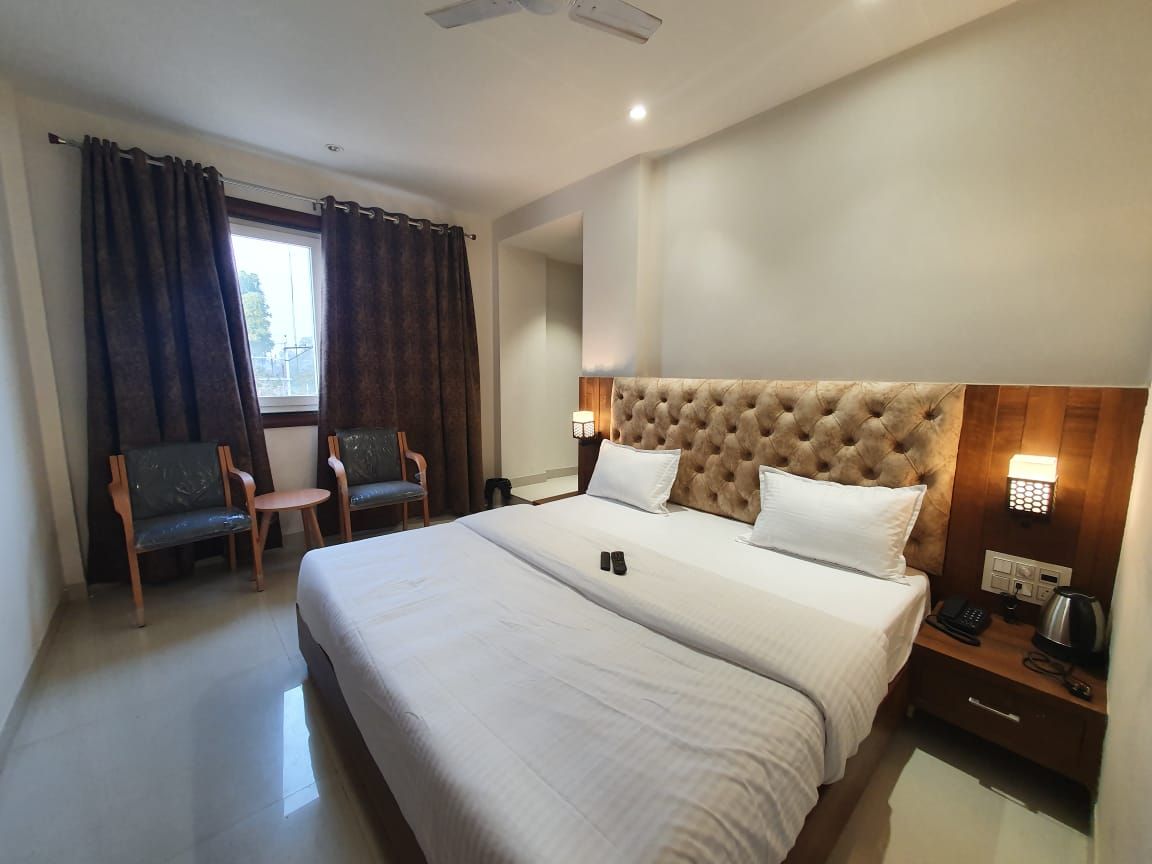 Hotel Scarlet Deluxe Room