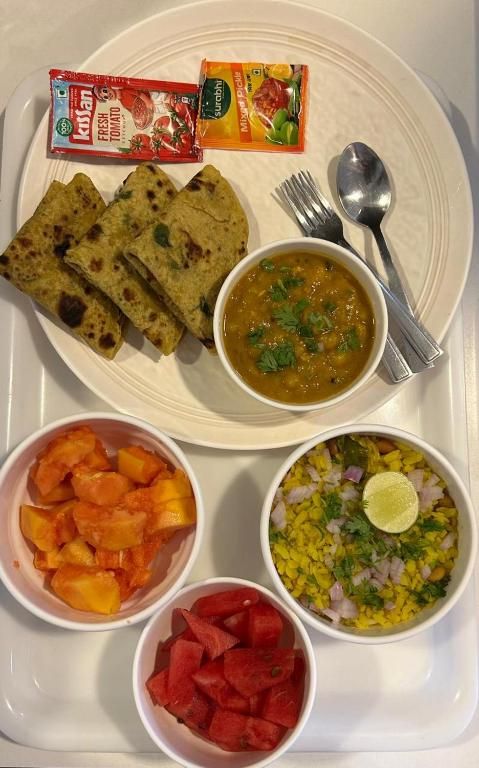 Food & Dining