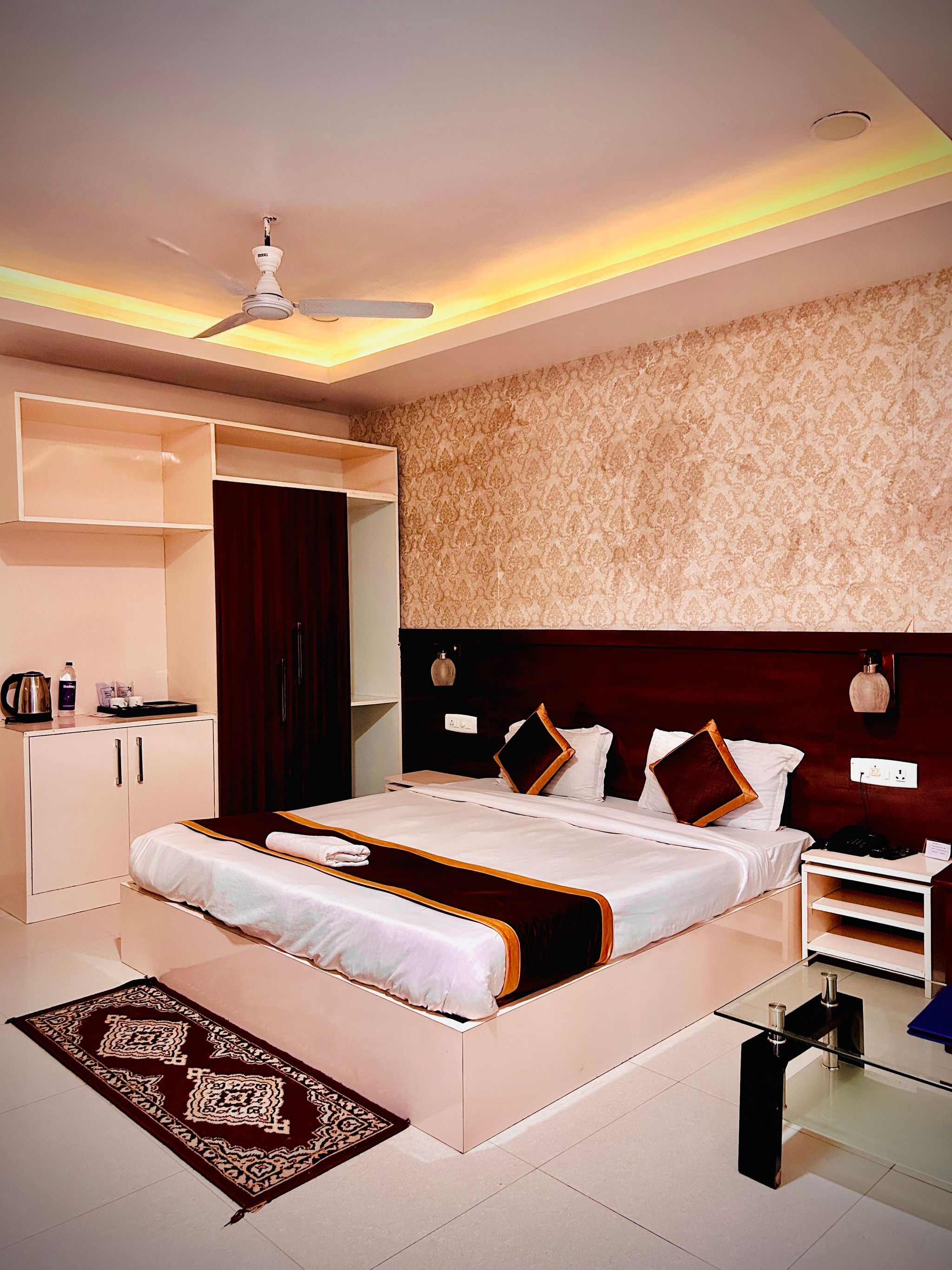 Hotel Crystal Blue
