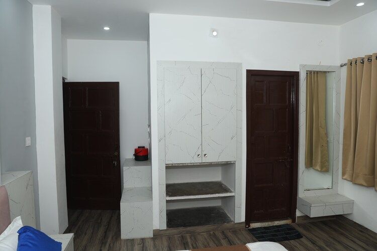 Deluxe Double bed Ac