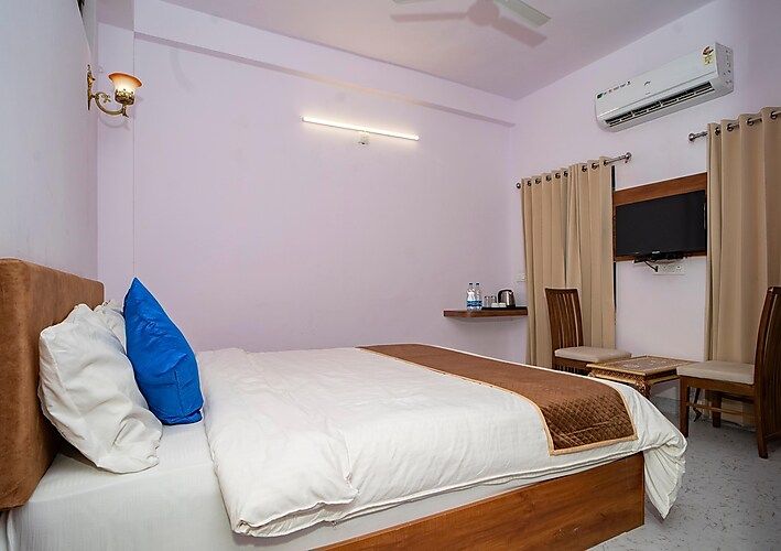 Super Deluxe Double bed Ac Room