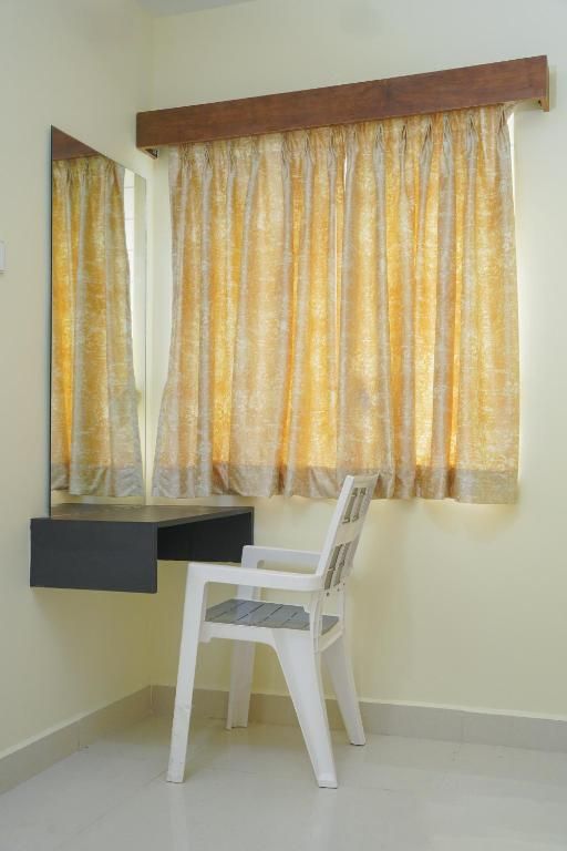 HOTEL GSR SRINIVASA INN - Tirupati Deluxe Room 12