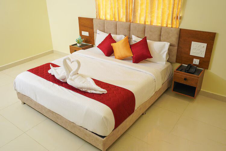 Super Deluxe - Family Room