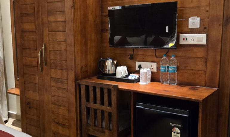 The Knight Resort Executive Room 2