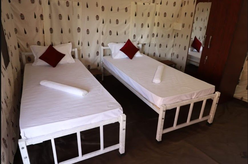 Double Bed Cottages With Veranda (NO ac and No TV)