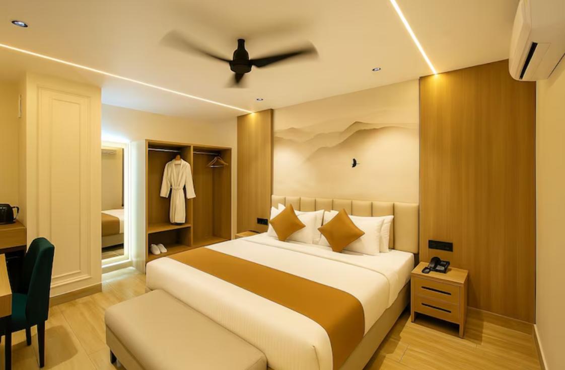 Deluxe Room with Working Desk